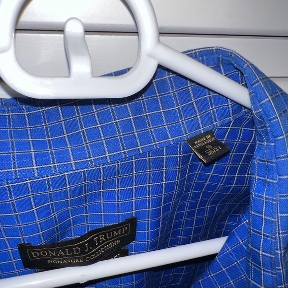 Men’s Donald Trump Button Down - Picture 2 of 2